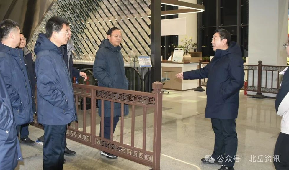 縣領導檢查指導全縣“兩節”期間美化亮化工作